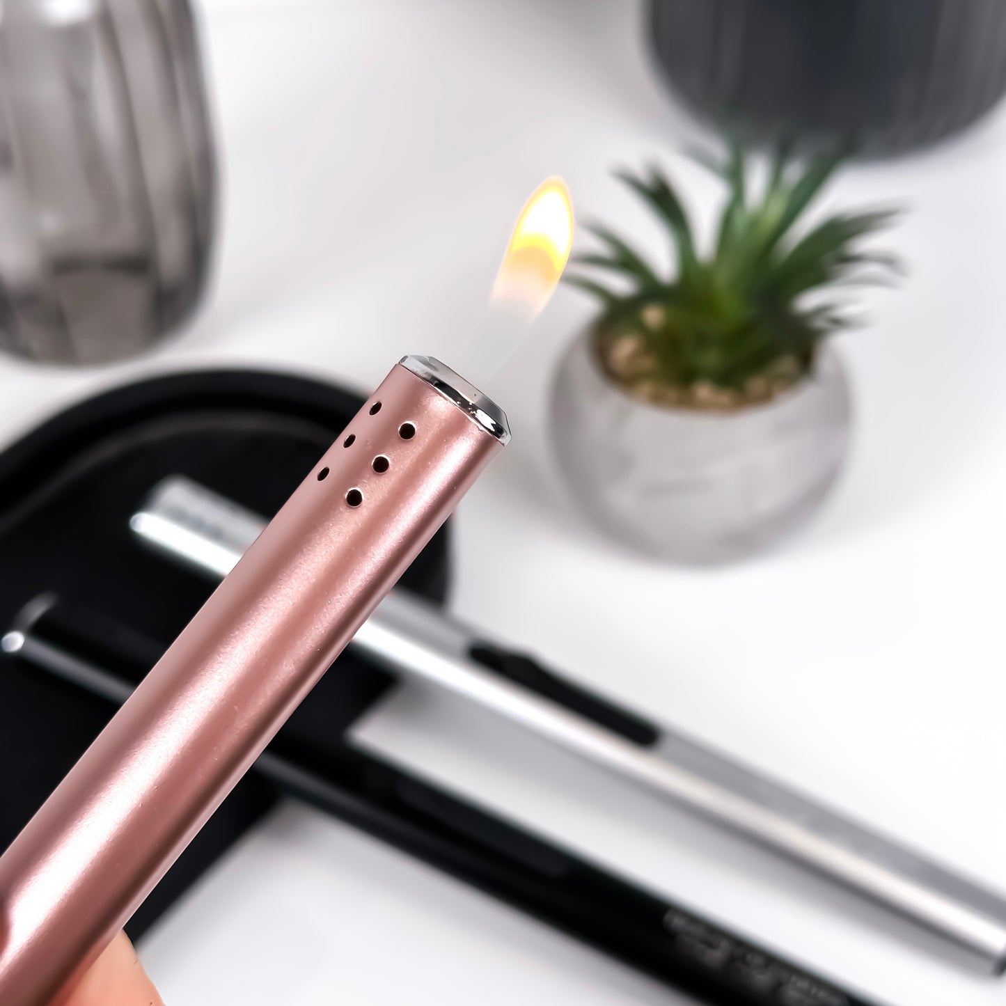 Elegant Long Lighter - Rose Gold